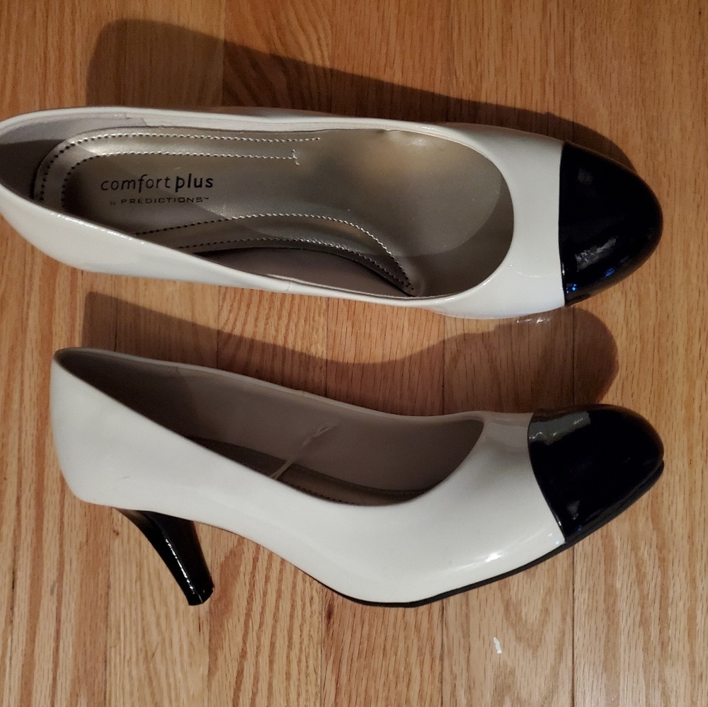 Black and white pumps